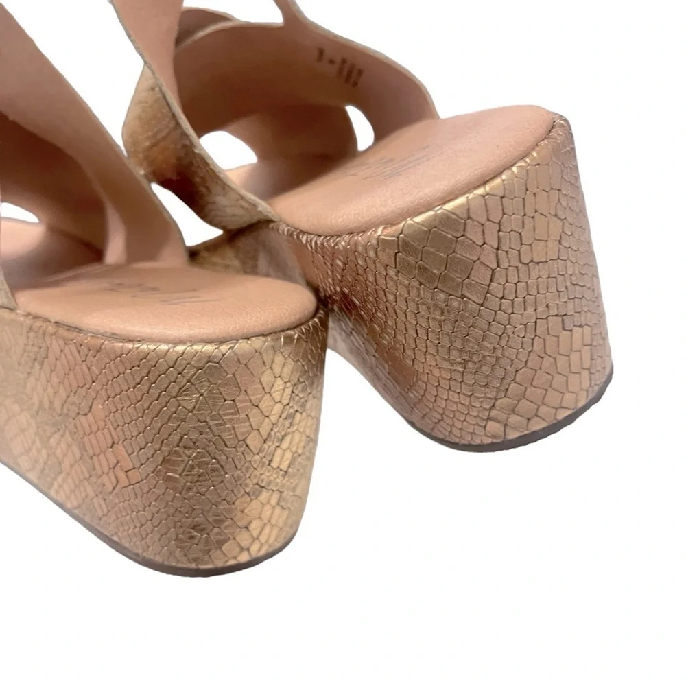 Matisse Runaway Platform Sandals Rose Gold Metallic Snake Animal Print‎ Size 9M